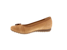 Load image into Gallery viewer, Gabor Ballerina