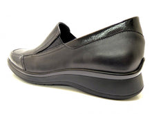 Load image into Gallery viewer, Semler Regina