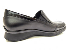 Load image into Gallery viewer, Semler Regina