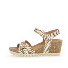 Load image into Gallery viewer, Gabor Sandals
